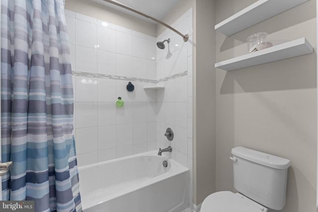 4513 COTSWOLD MANOR LOOP, Woodbridge, VA 22192