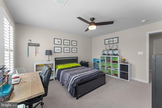 4513 COTSWOLD MANOR LOOP, Woodbridge, VA 22192