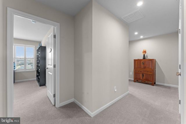 4513 COTSWOLD MANOR LOOP, Woodbridge, VA 22192