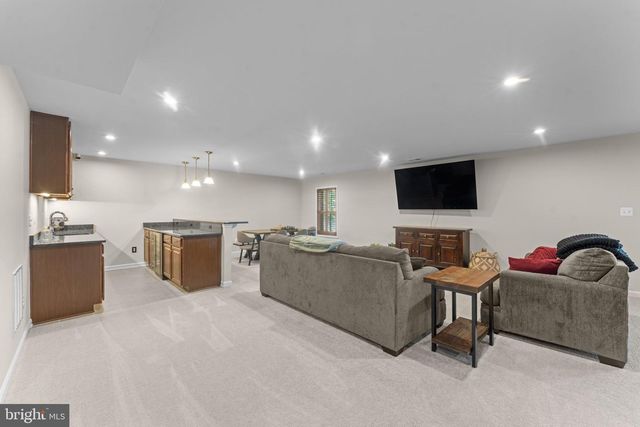 4513 COTSWOLD MANOR LOOP, Woodbridge, VA 22192