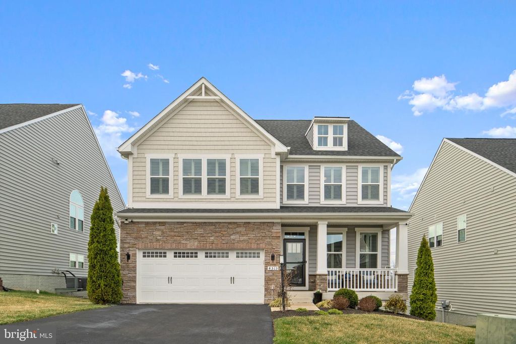 4513 COTSWOLD MANOR LOOP, Woodbridge, VA 22192
