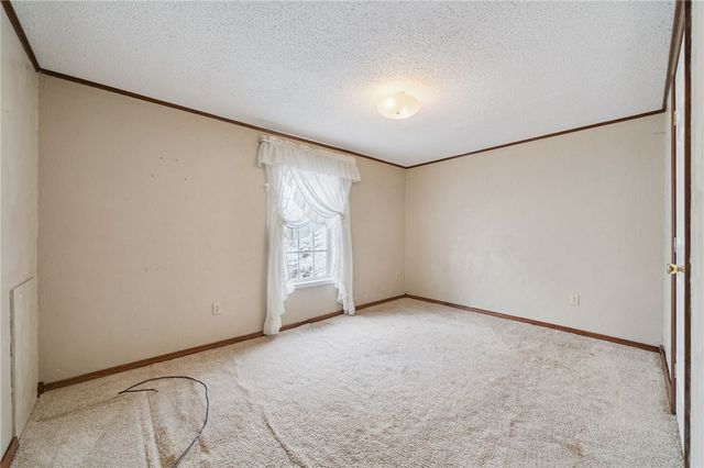 236 Ridge Ln, Murrysville, PA 15668