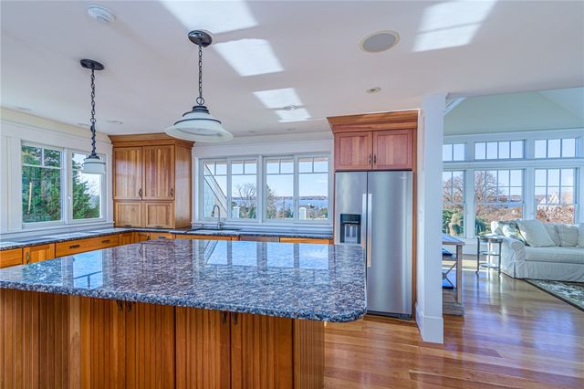 30 Bonnet View Drive, Jamestown, RI 02835