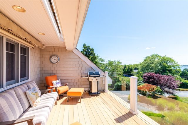 30 Bonnet View Drive, Jamestown, RI 02835
