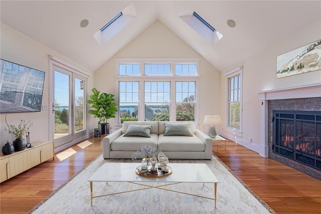 30 Bonnet View Drive, Jamestown, RI 02835