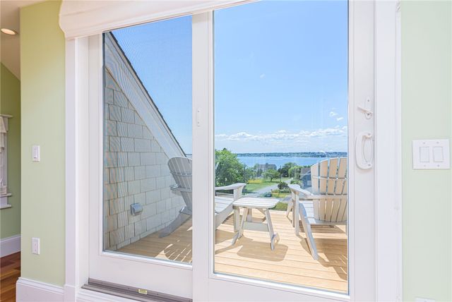 30 Bonnet View Drive, Jamestown, RI 02835