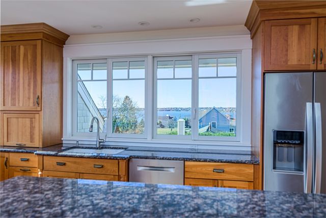 30 Bonnet View Drive, Jamestown, RI 02835