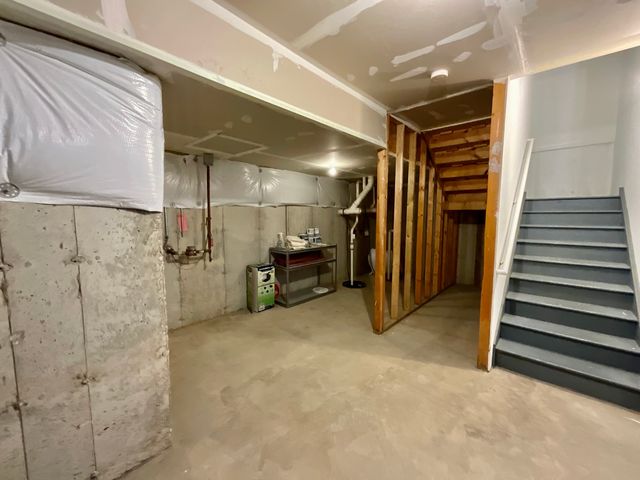 1829 N Crenshaw Circle, Vernon Hills, IL 60061