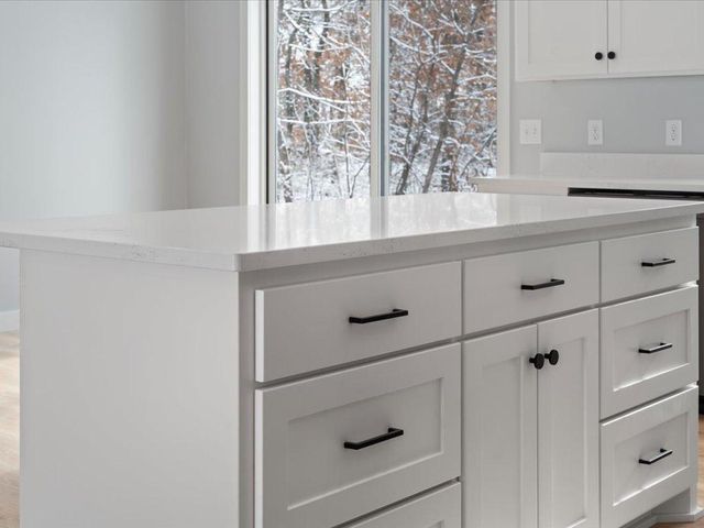 15828 Old Stonebridge Trail, Brainerd, MN 56401