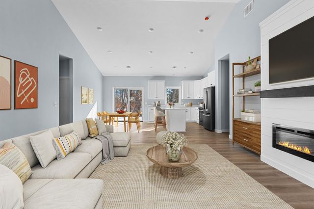 15828 Old Stonebridge Trail, Brainerd, MN 56401