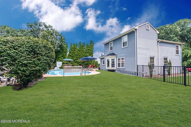 13 Providence Lane, Howell, NJ 07731