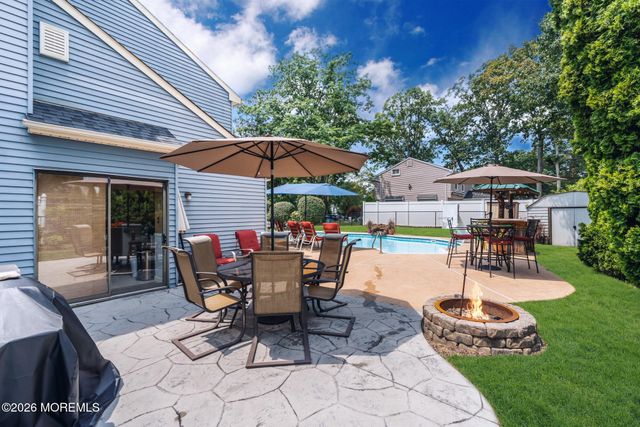 13 Providence Lane, Howell, NJ 07731