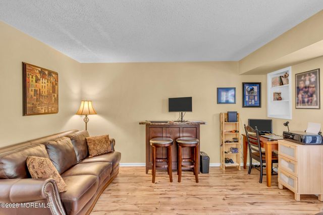 13 Providence Lane, Howell, NJ 07731
