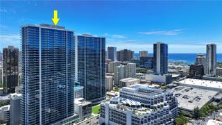 1515 LIona Street 1909, Honolulu, HI 96814