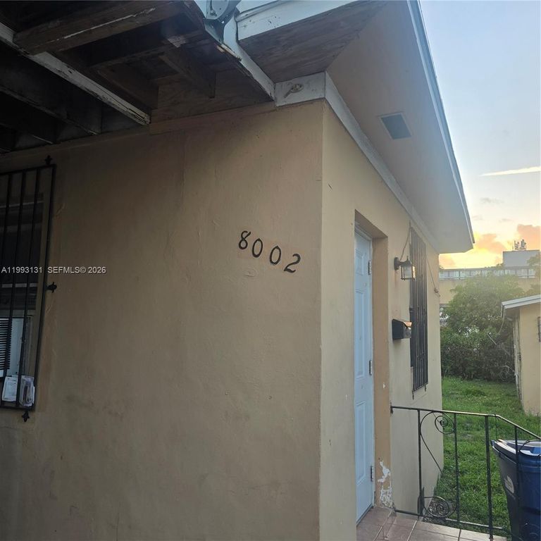 8012 NW 5th Ct 8002, Miami, FL 33150