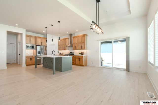 921 S 88th Street, Lincoln, NE 68520