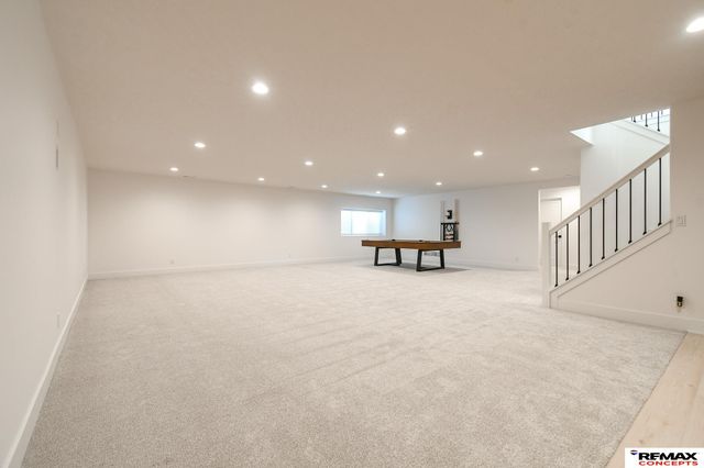 921 S 88th Street, Lincoln, NE 68520