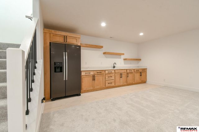 921 S 88th Street, Lincoln, NE 68520