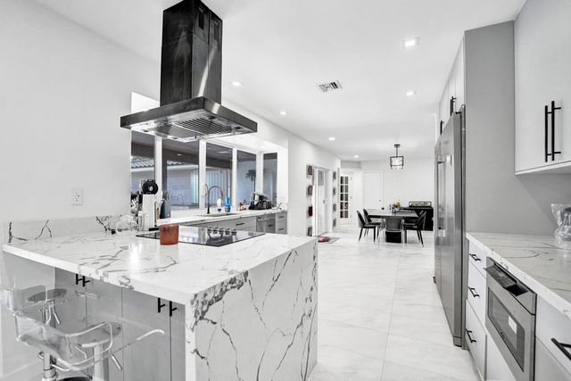 3681 N 54th Avenue, Hollywood, FL 33021