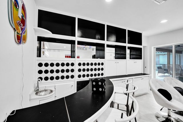 3681 N 54th Avenue, Hollywood, FL 33021