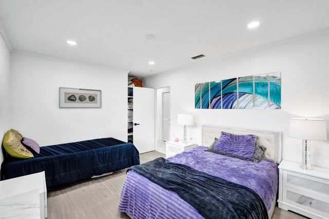 3681 N 54th Avenue, Hollywood, FL 33021