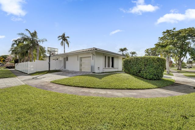 3681 N 54th Avenue, Hollywood, FL 33021
