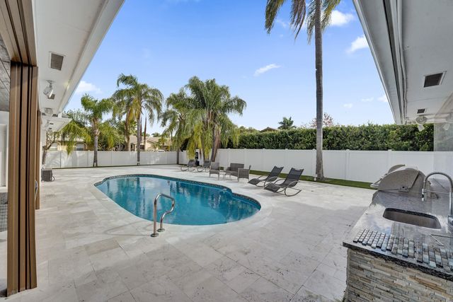 3681 N 54th Avenue, Hollywood, FL 33021
