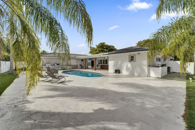 3681 N 54th Avenue, Hollywood, FL 33021