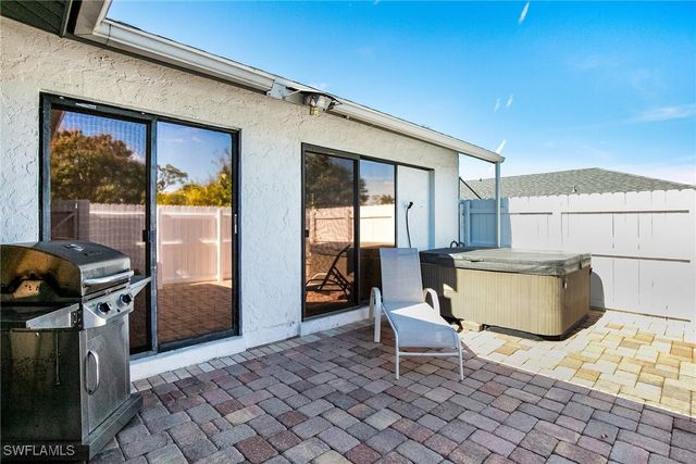 27284 Barbarosa ST, Bonita Springs, FL 34135