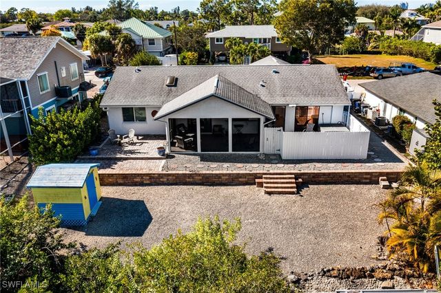 27284 Barbarosa ST, Bonita Springs, FL 34135