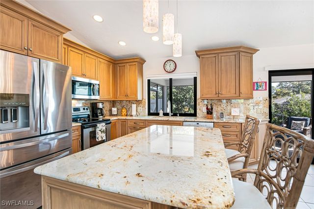 27284 Barbarosa ST, Bonita Springs, FL 34135