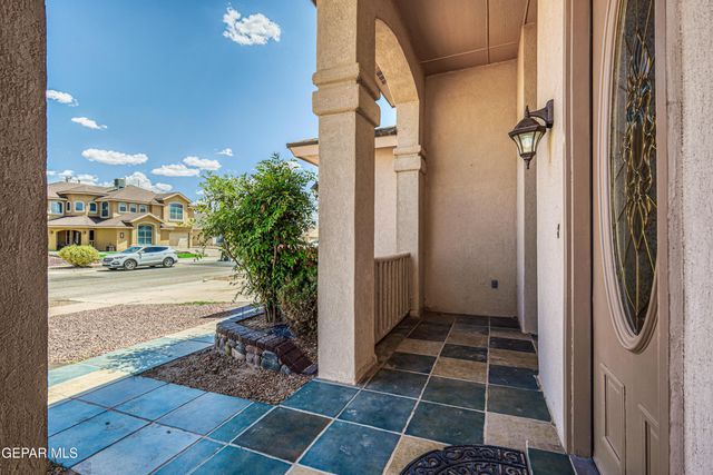 437 Sand Verbena Street, Horizon City, TX 79928