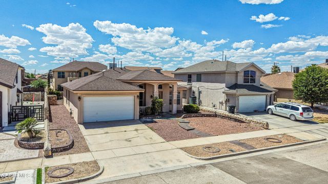 437 Sand Verbena Street, Horizon City, TX 79928