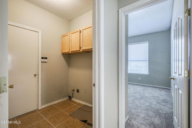 437 Sand Verbena Street, Horizon City, TX 79928