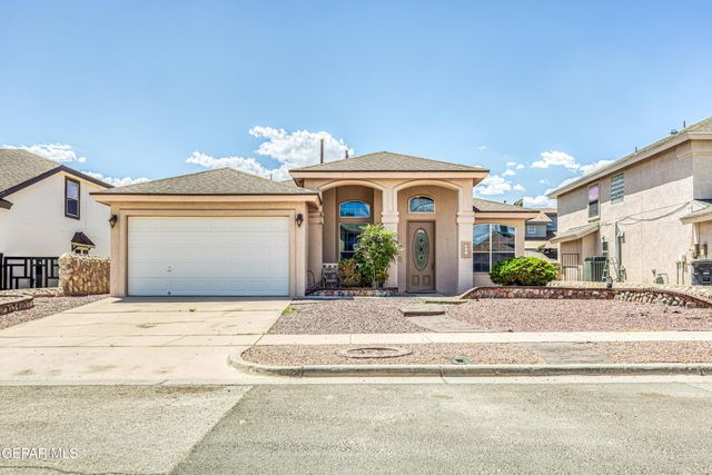 437 Sand Verbena Street, Horizon City, TX 79928