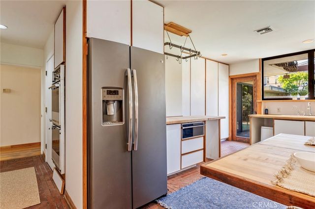 821 Novelda Road, Alhambra, CA 91801