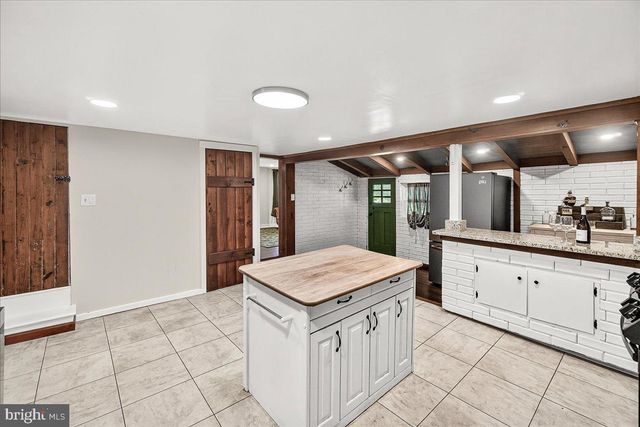 312 KLEES MILL RD, Sykesville, MD 21784