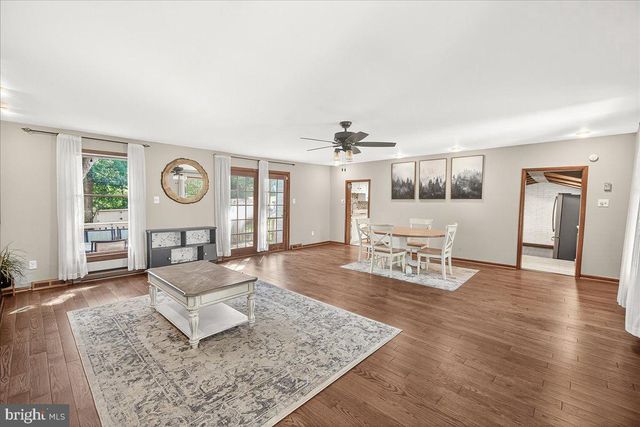 312 KLEES MILL RD, Sykesville, MD 21784