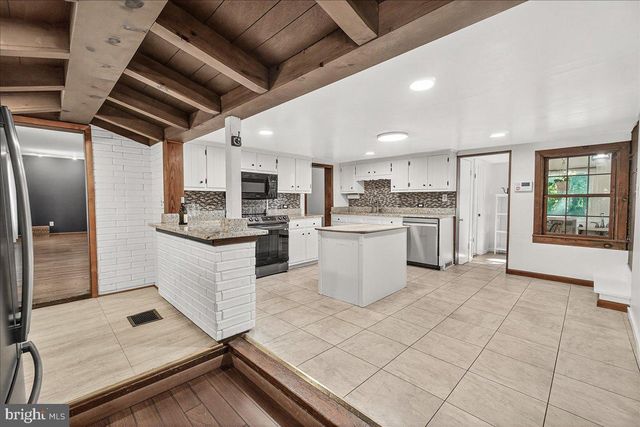 312 KLEES MILL RD, Sykesville, MD 21784