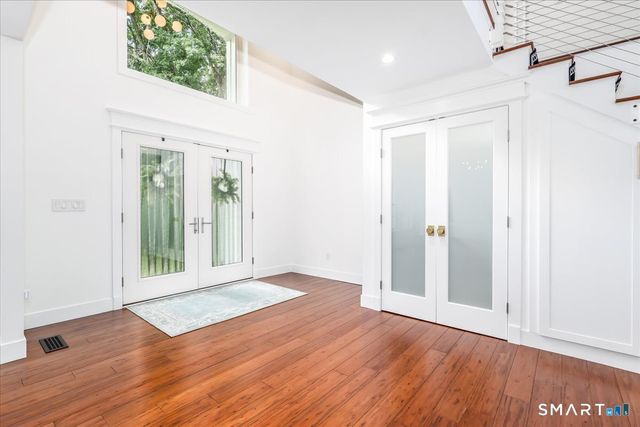 7 Coach Hill, Danbury, CT 06811