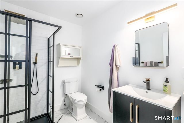7 Coach Hill, Danbury, CT 06811
