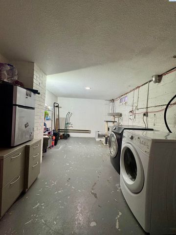 213 Casey Ave, Richland, WA 99352