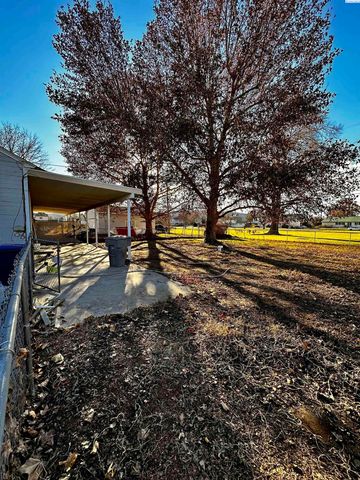 213 Casey Ave, Richland, WA 99352
