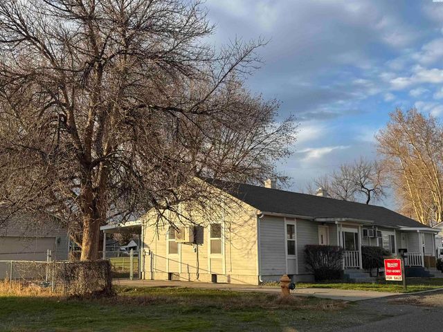 213 Casey Ave, Richland, WA 99352