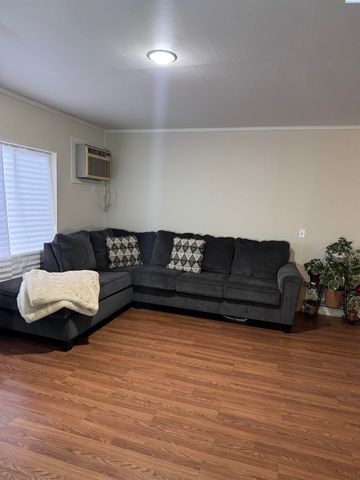213 Casey Ave, Richland, WA 99352