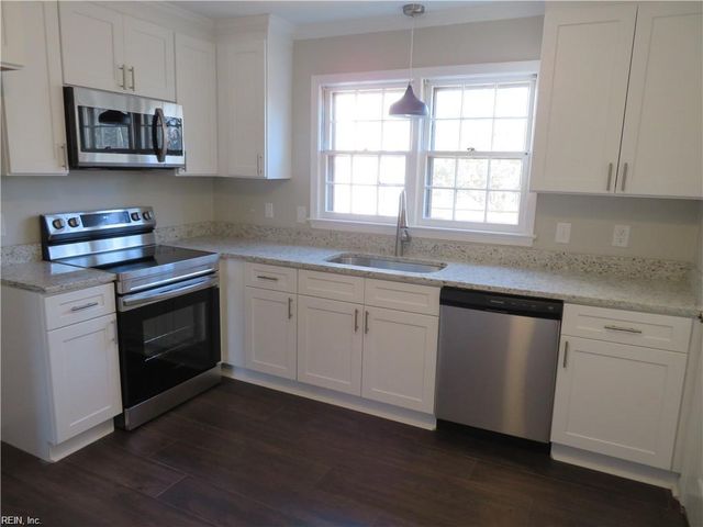 106 Long Bridge RD, Hampton, VA 23669