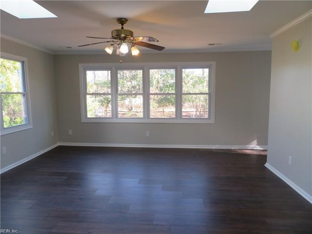 106 Long Bridge RD, Hampton, VA 23669