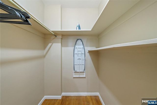 857 Avenue C, Bayonne, NJ 07002