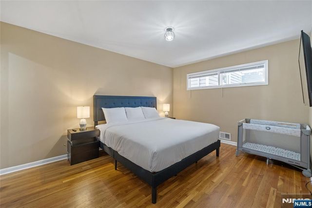 857 Avenue C, Bayonne, NJ 07002