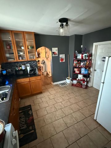 7916 S Normal Avenue, Chicago, IL 60620